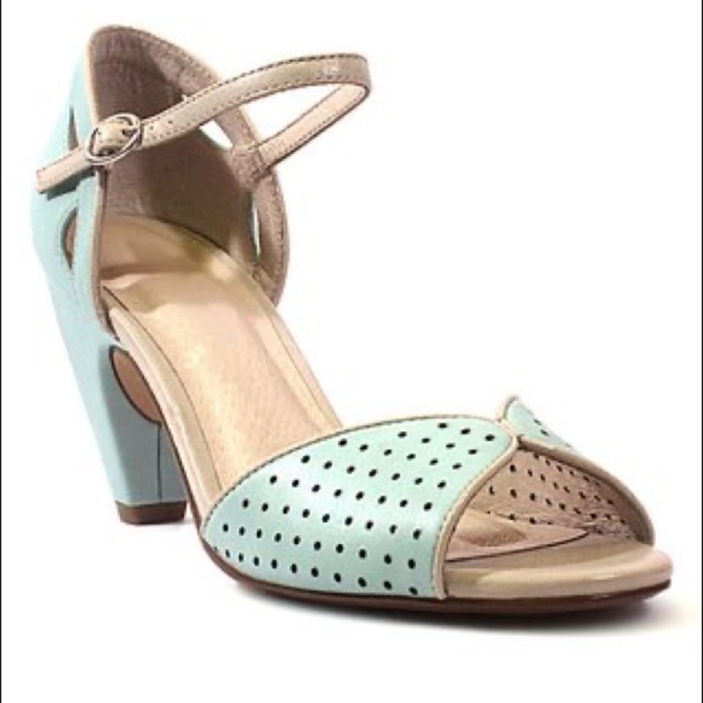 Chelsea Crew Pinup “ Nicola” Mint Heels